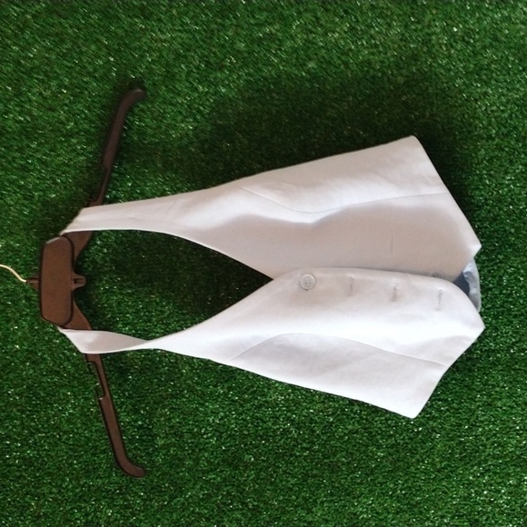 Christian Lacroix White Crop Tank Top - Picture 4 of 5